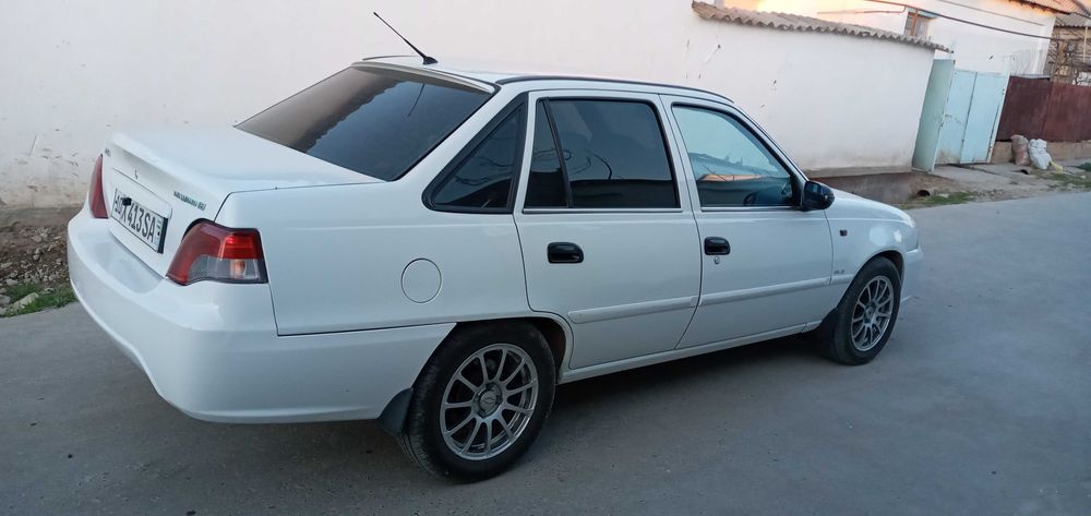 Нексия Донс 2010