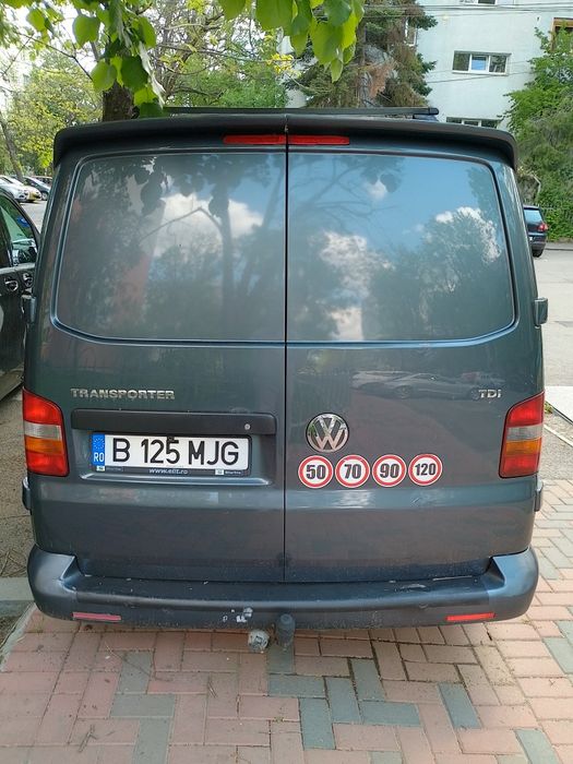 VW T5/1,9tdi/105cp/2005/3loc/AC