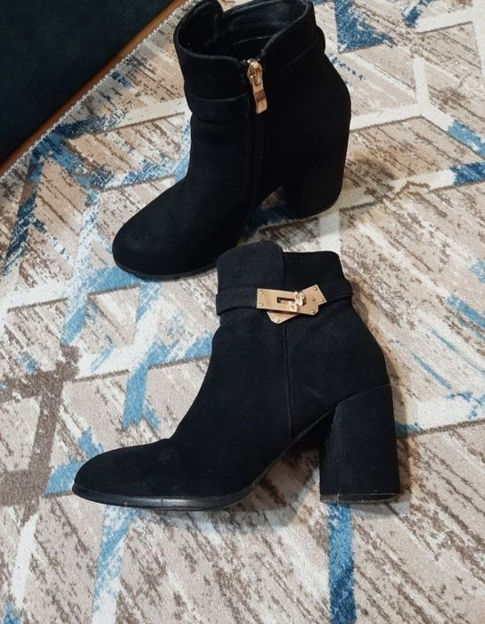 Botine de copiii mărimea 37