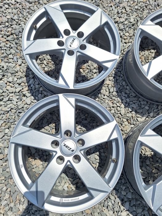 5x112.17цола.7.5j ET45 Rial