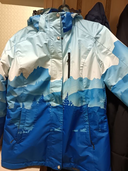 Продам лыжный костюм