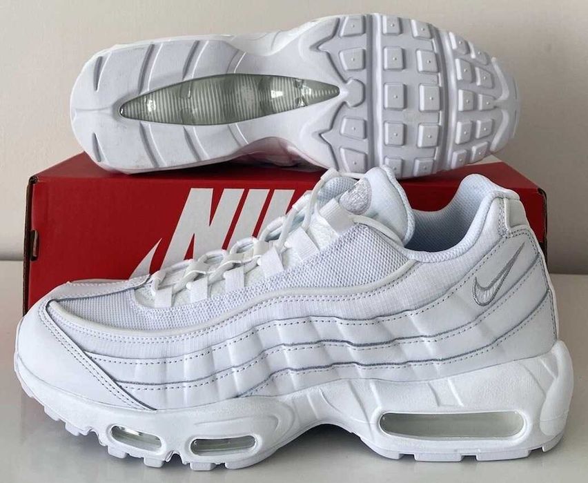 нови Nike Air Max 95 Triple White CLASSIC (от/до 40-45 номер)