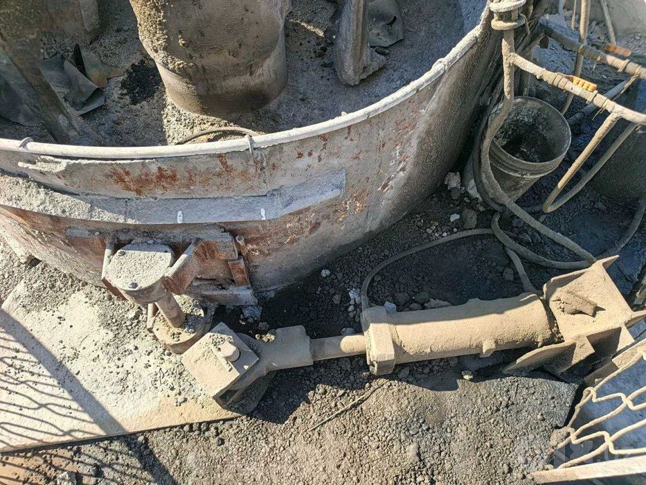 Beton zavod sotiladi