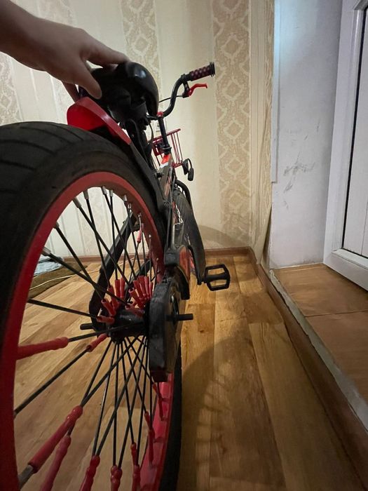 Продам велосипед для девочки