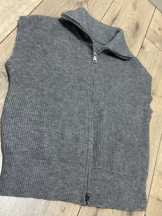 Безрукавка серая 42-44