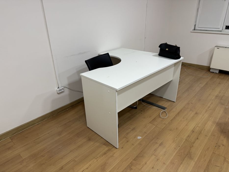 Продам офисную мебель