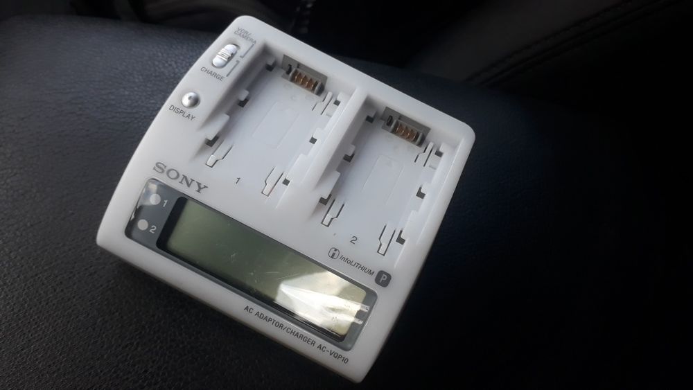 Sony AC-VQP10 зарядно за батерии камера