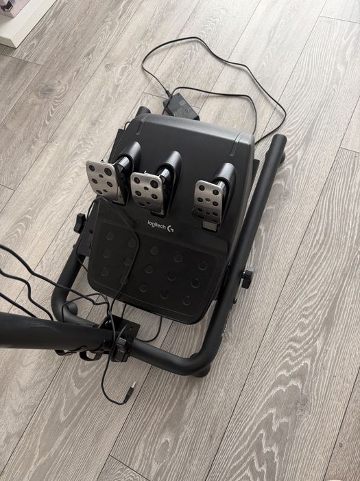 Volan Logitech Driving Force G29+stand!