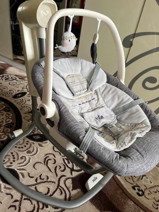 Шезлонг от фирмы Joie 30000