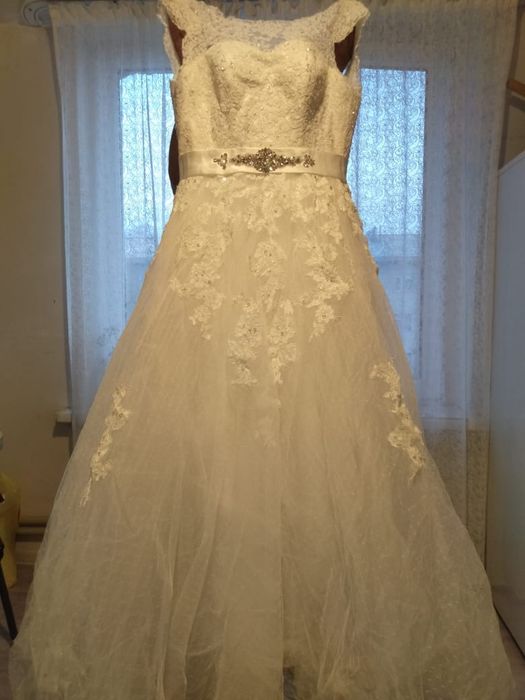 Продам свадебное платье