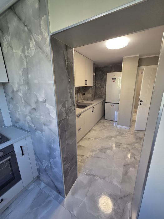 inchiriez apartament 2 camere