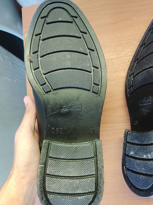 Продам летние туфли