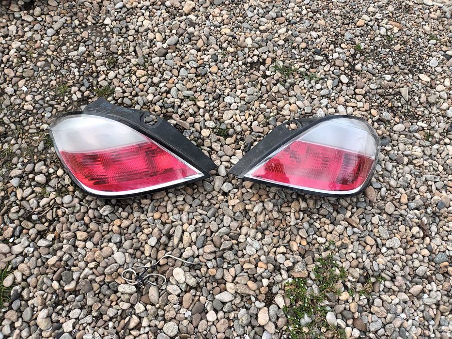 ляв и десен стоп за опел астра х хечбек 4/5 врати OPEL ASTRA H