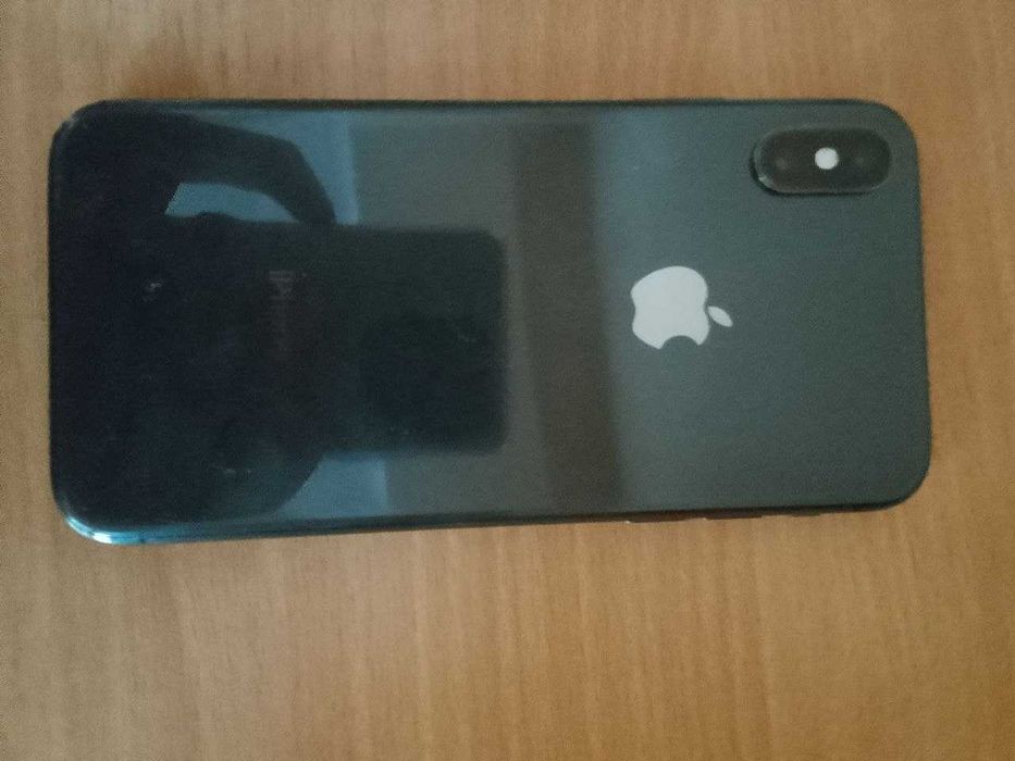 Продавам Iphone X 64 gb