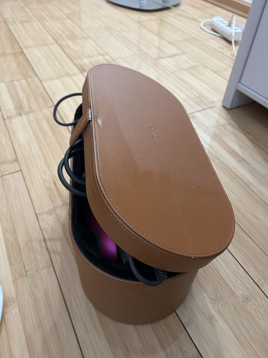 Продам DYSON оригинал