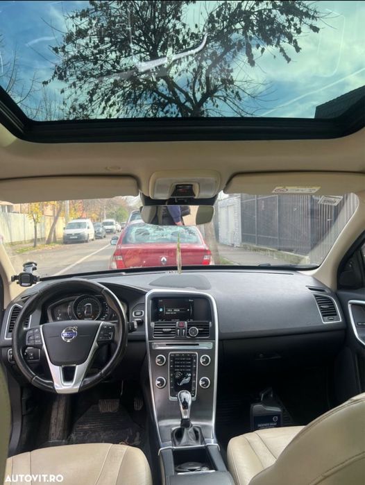 Volvo XC60 T5 AWD R-Design