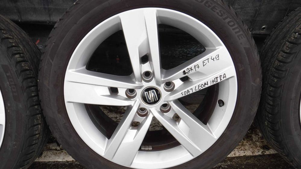 Jante Seat  Leon Altea 225 45 17 vara Continental Sport Contact 5
