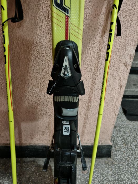 Ски + автомати + щеки