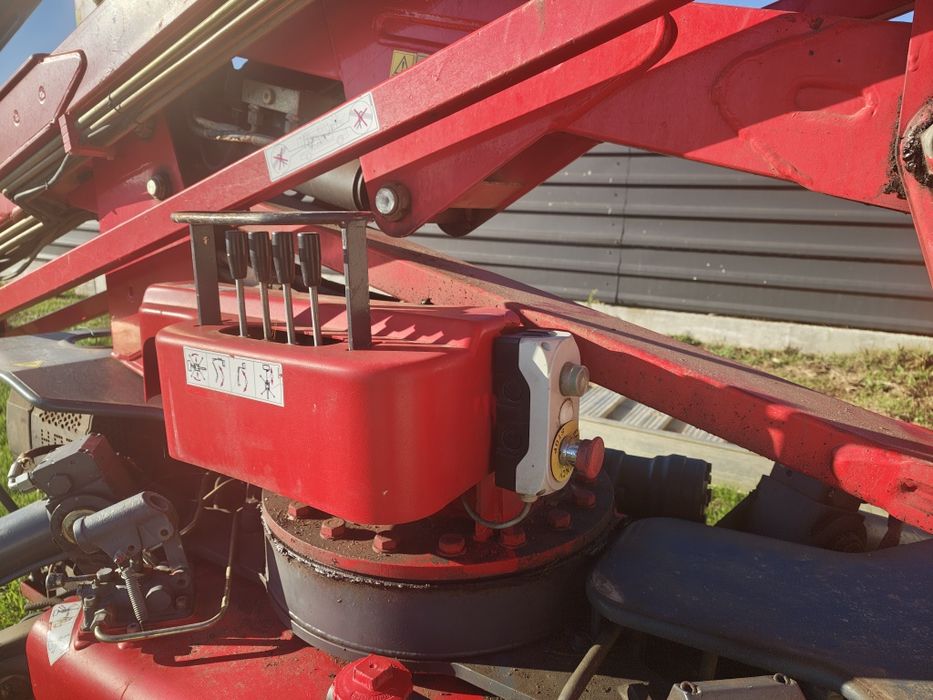 Vând / Închiriez Nacela Hinowa goldlift 14.70