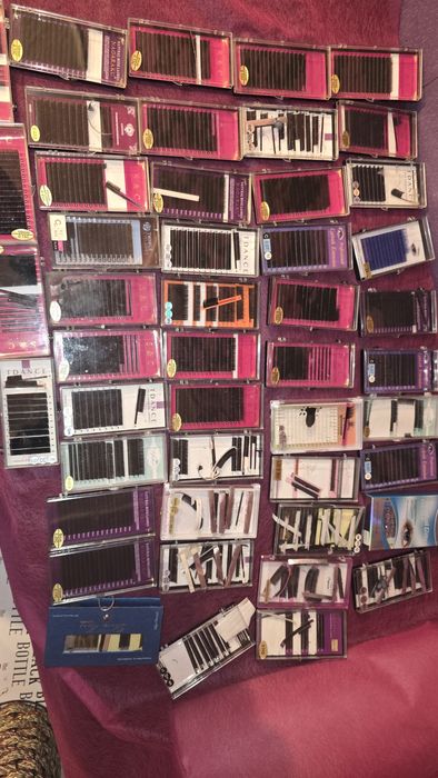 Мигли косъм по косъм