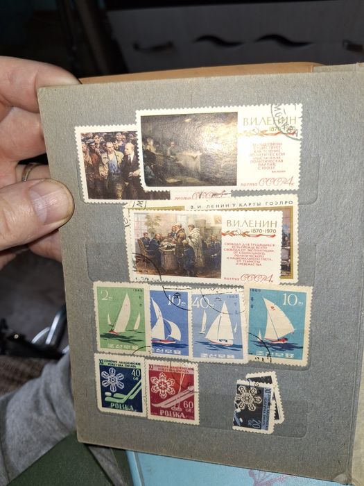 Коллекции марок и монет