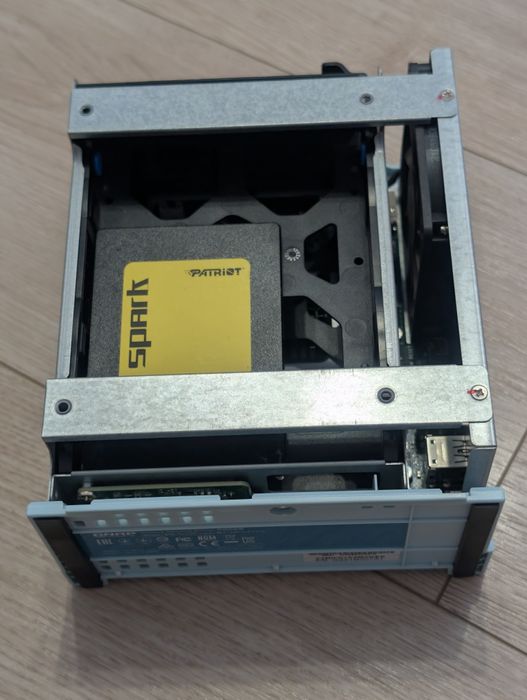 NAS QNAP TS 230 cu SSD 120gb