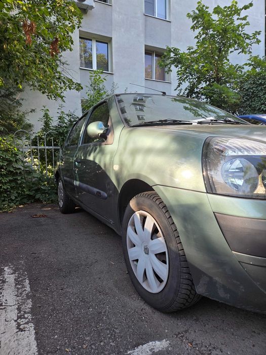 Renault Clio 1.4 16V 98 CP • 2004 • 110.491 km