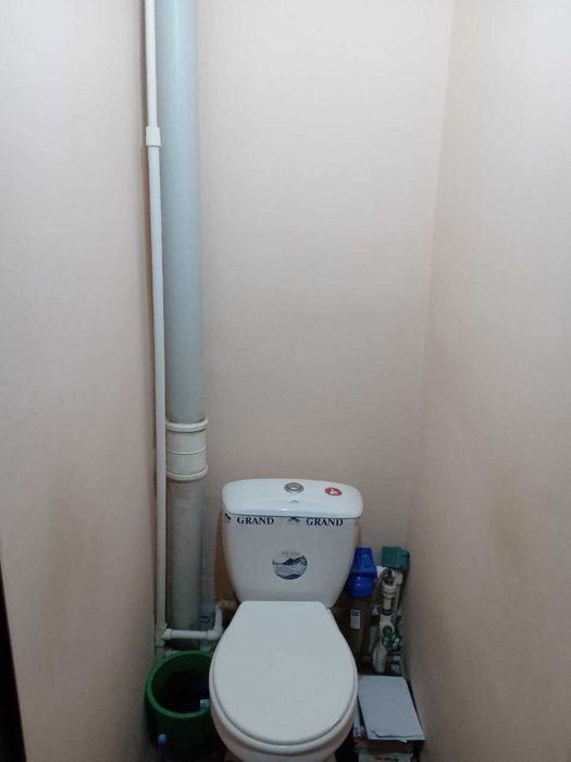 3 xonali kvartira sotiladi