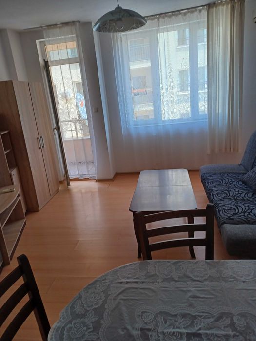 Дава се под наем Двустаен апартамент в Пловдив, Кършияка - 58 кв.м за 357 € - Снимка #1