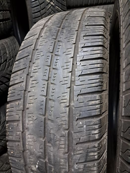 Anvelope second iarna 215 65 R16C Continental