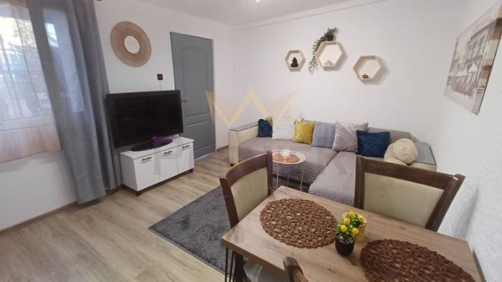 Дава се под наем Етаж от къща в Варна, Трошево - 60 кв.м за 448.8 € - Снимка #3