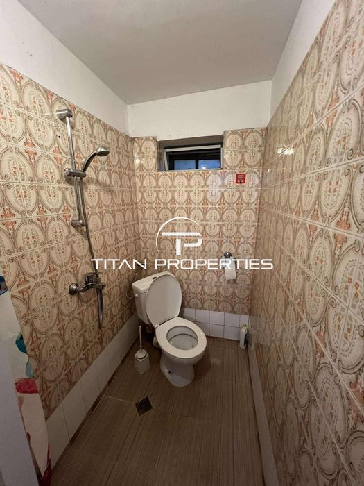 Дава се под наем Етаж от къща в Варна, Цветен квартал - 68 кв.м за 409 € - Снимка #9