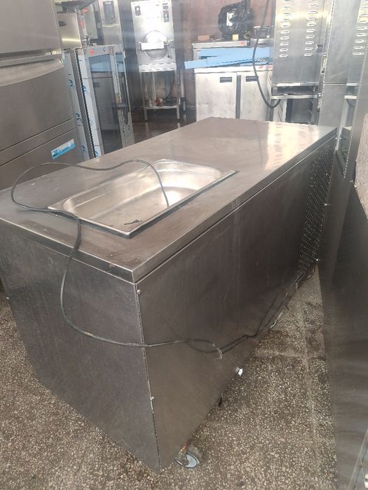 Хладилна маса FOSTER  чекмеджета