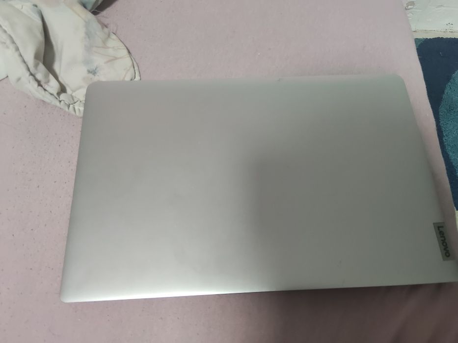 Laptop lenovo  o