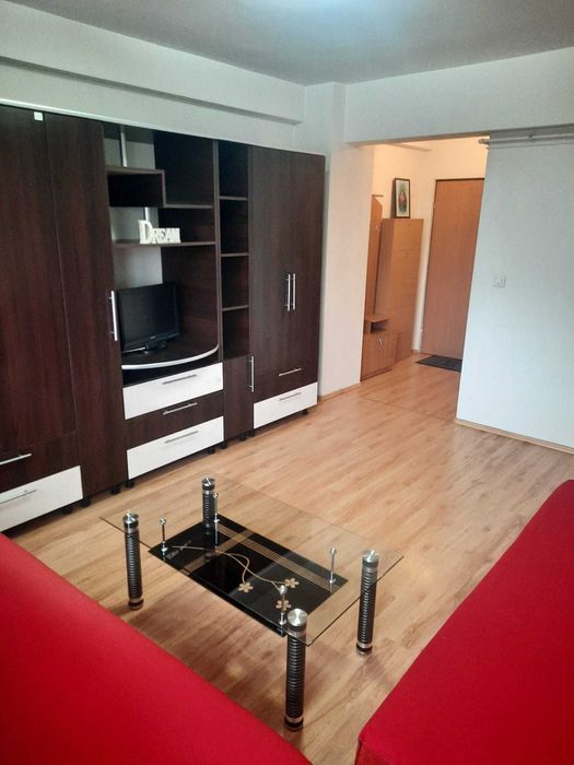 Inchiriez Apartament ZERO cheltuieli