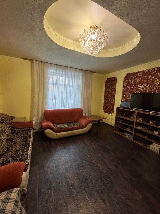 / Продам 3х ком. квартиру, в центре города.