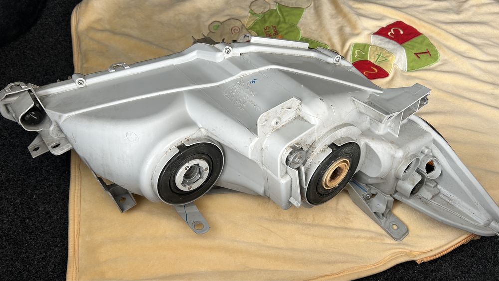 левая фара камри camry 50 xle