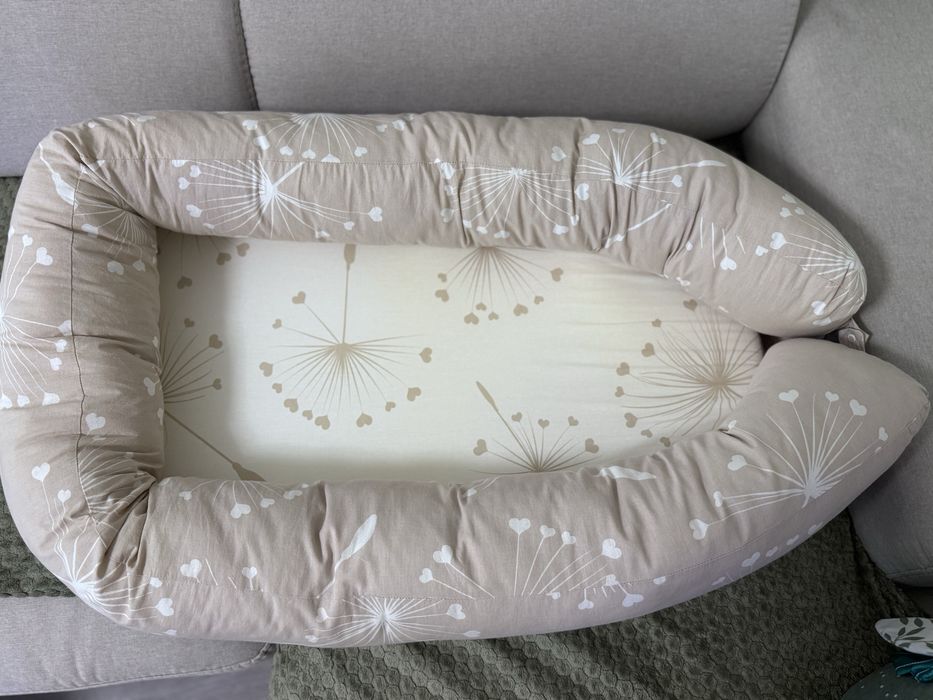 Бебешко гнездо бежово