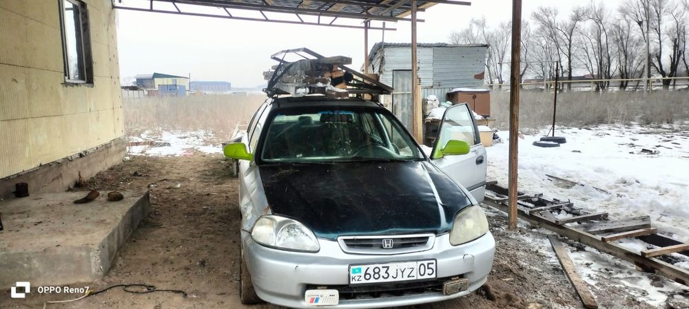 Срочно продам машину