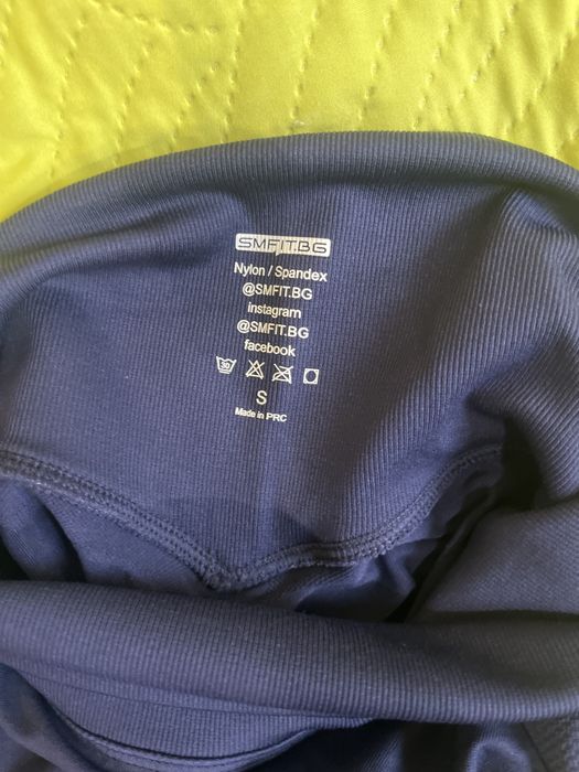 Продавам два дамски клина син и лилав S размер .