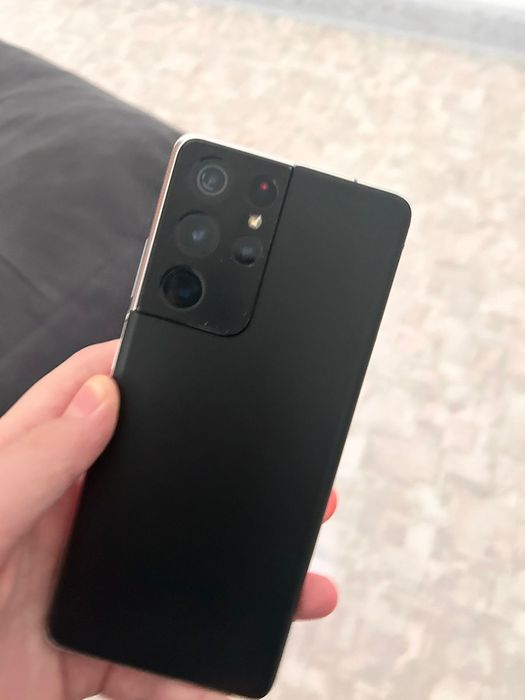 Продам Samsung s21 ultra  12/256 пости в идиалее