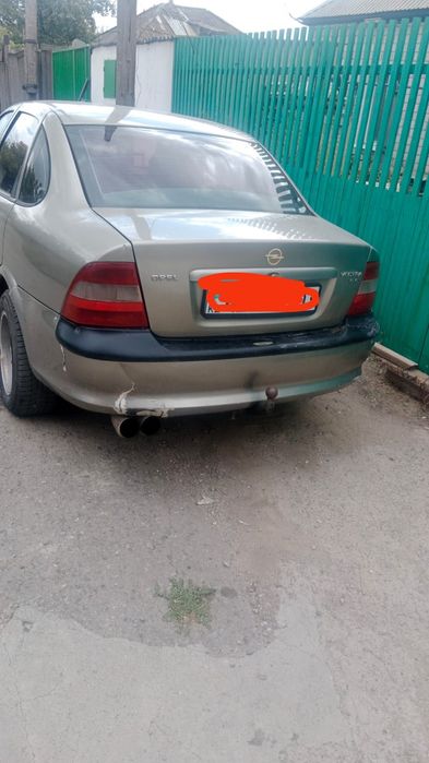 Автомобиль Opel Vectra B