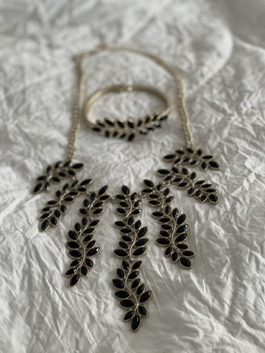 Колие с гривна