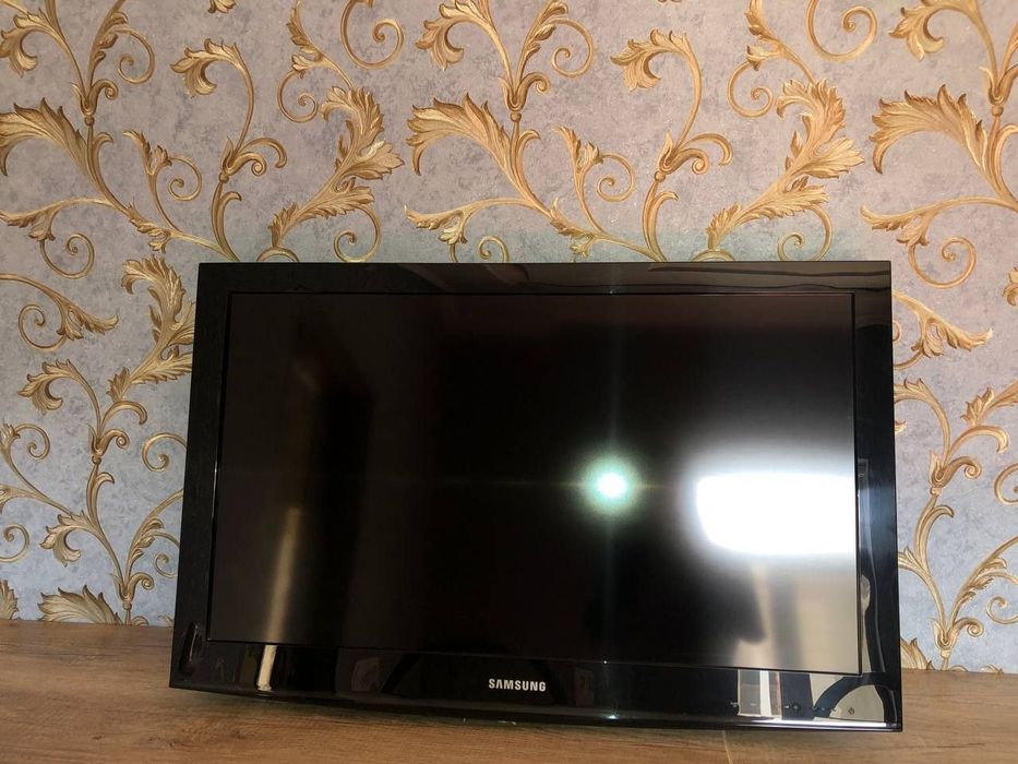 Продам телевизор