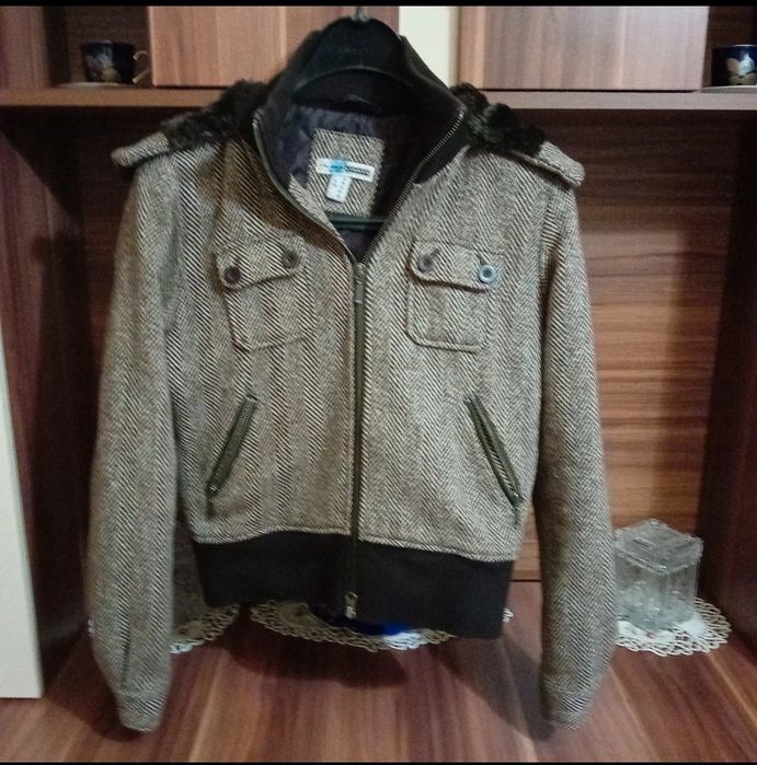Geaca dama de iarna pana în talie