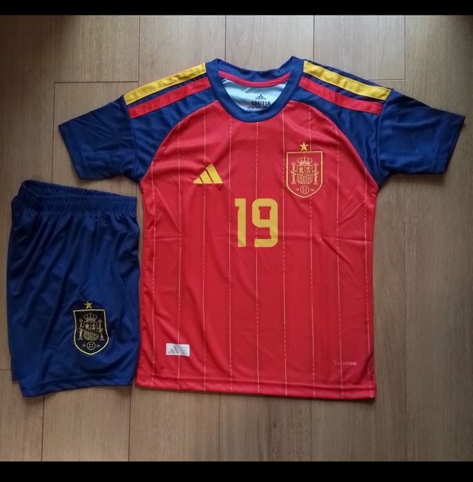 Испания детско юношески футболни екипи 19 LAMINE YAMAL