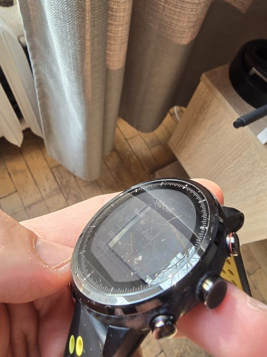 Amazfit stratos смарт часовник