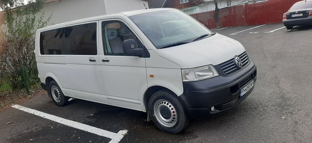 Vând Volkswagen T5