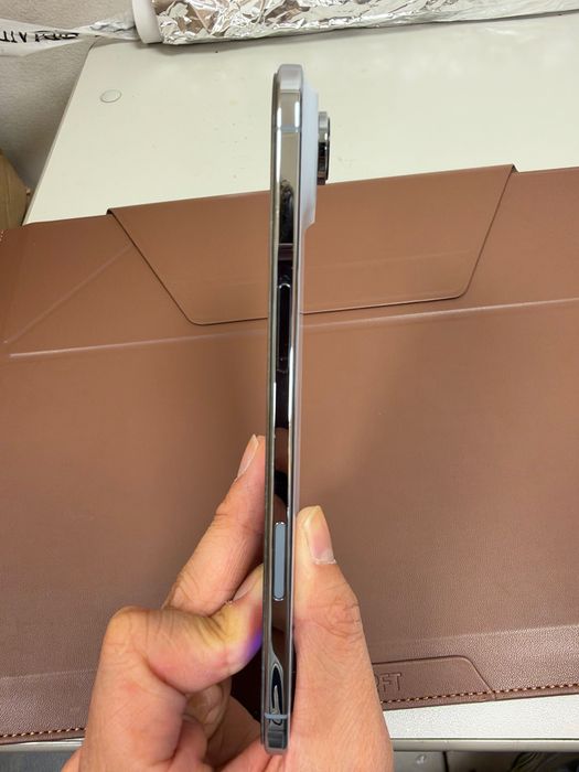 iPhone air 1TB blue