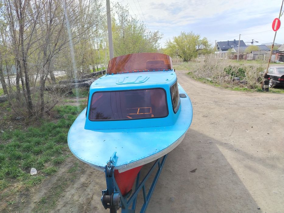 Продам катер амур 2